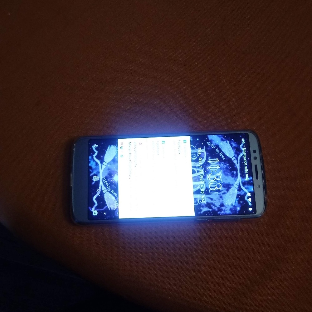 Moto g6 play cell phone